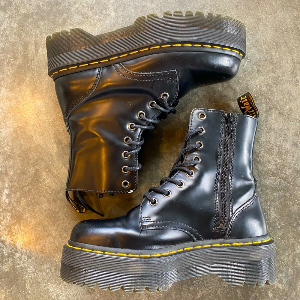 Dr Martens Jason boots